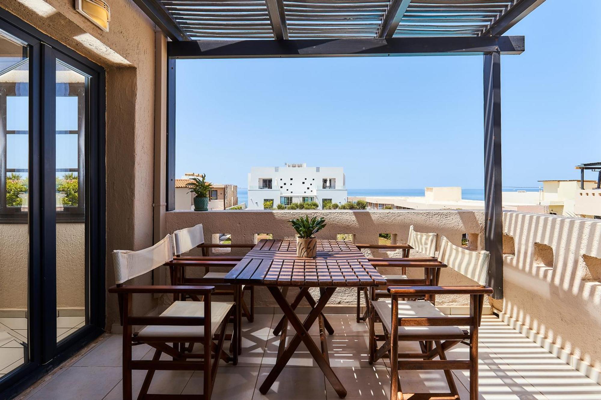 Creteco Hotel & Suites Goúrnes エクステリア 写真